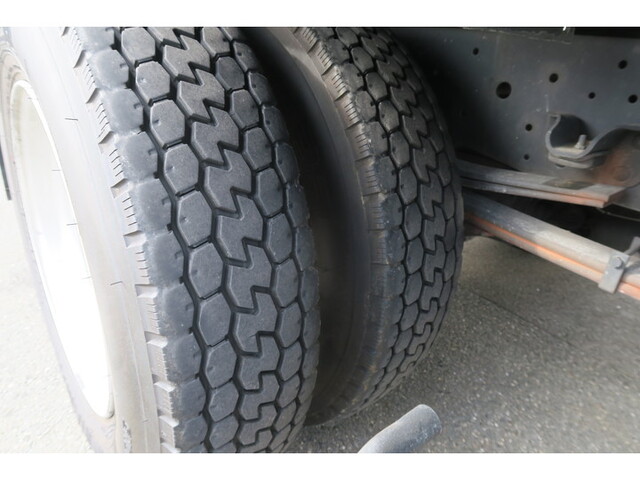 いすゞエルフクレーン3段小型（2t・3t）[写真14]