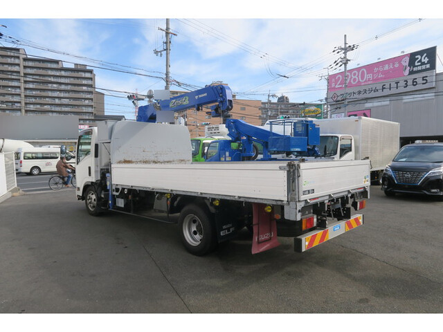 いすゞエルフクレーン3段小型（2t・3t）[写真02]