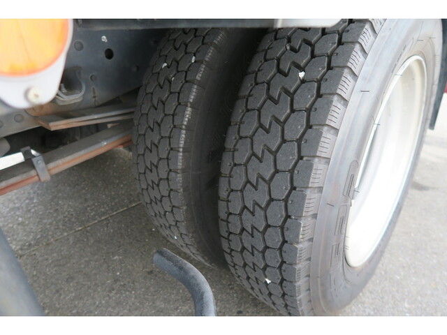 いすゞエルフクレーン3段小型（2t・3t）[写真21]