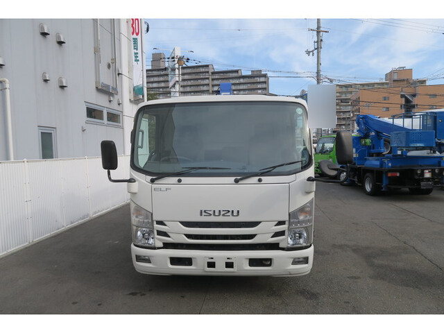 いすゞエルフクレーン3段小型（2t・3t）[写真05]