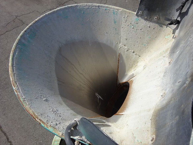 いすゞエルフミキサー車（コンクリートミキサー）小型（2t・3t）[写真16]