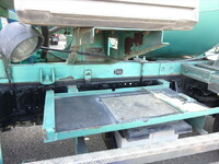 いすゞエルフミキサー車（コンクリートミキサー）小型（2t・3t）[写真09]