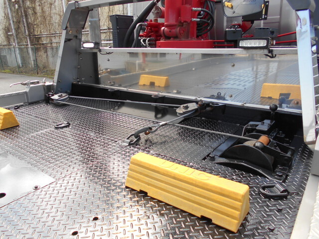 日野デュトロセーフティクレーン4段小型（2t・3t）[写真18]