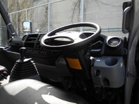 日野デュトロセーフティクレーン4段小型（2t・3t）[写真31]