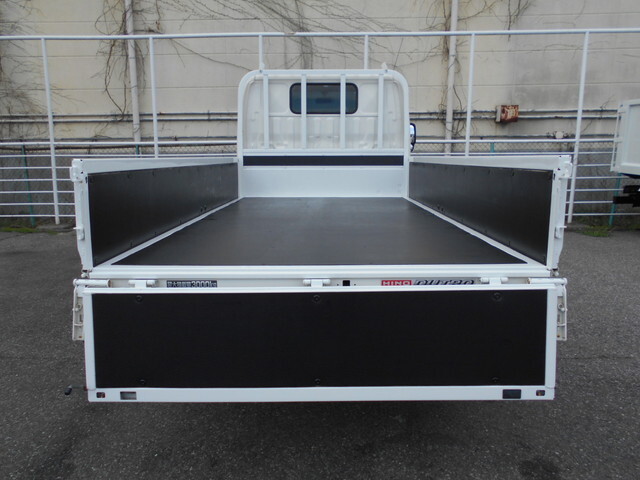 日野デュトロ平ボディ小型（2t・3t）[写真12]