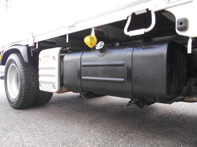 日野デュトロ平ボディ小型（2t・3t）[写真18]