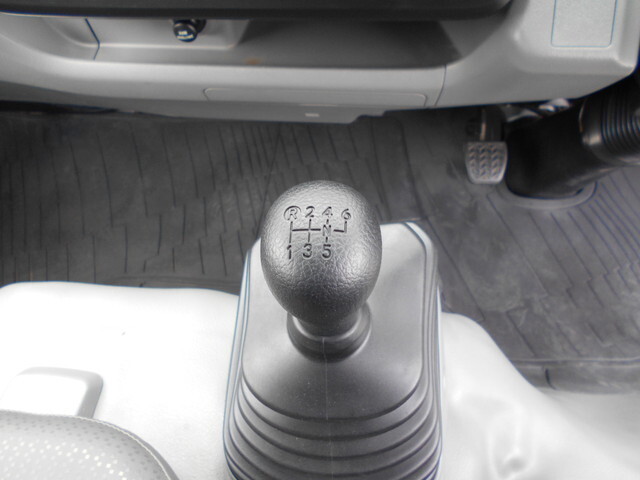 日野デュトロ平ボディ小型（2t・3t）[写真29]