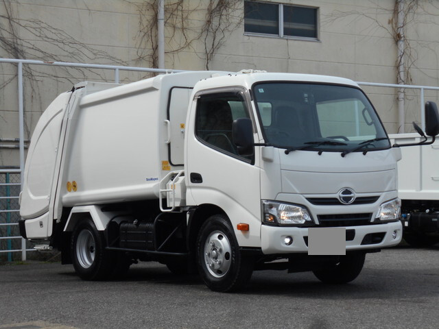 日野デュトロパッカー車（塵芥車）小型（2t・3t）[写真01]