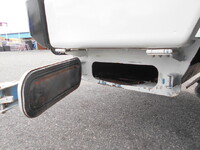 日野デュトロパッカー車（塵芥車）小型（2t・3t）[写真13]