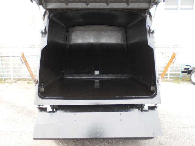 日野デュトロパッカー車（塵芥車）小型（2t・3t）[写真13]