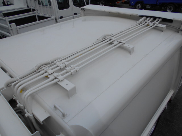 日野デュトロパッカー車（塵芥車）小型（2t・3t）[写真14]