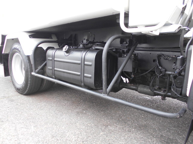 日野デュトロパッカー車（塵芥車）小型（2t・3t）[写真23]