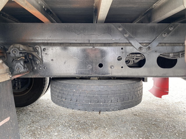 三菱ふそうファイター平ボディ中型（4t）[写真13]