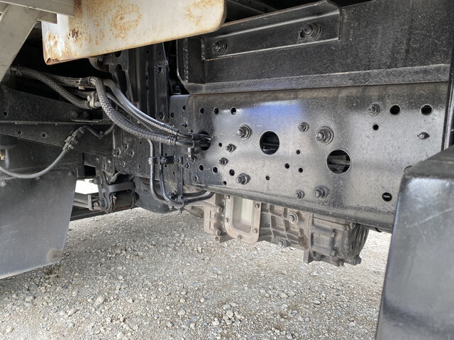 三菱ふそうファイター平ボディ中型（4t）[写真14]