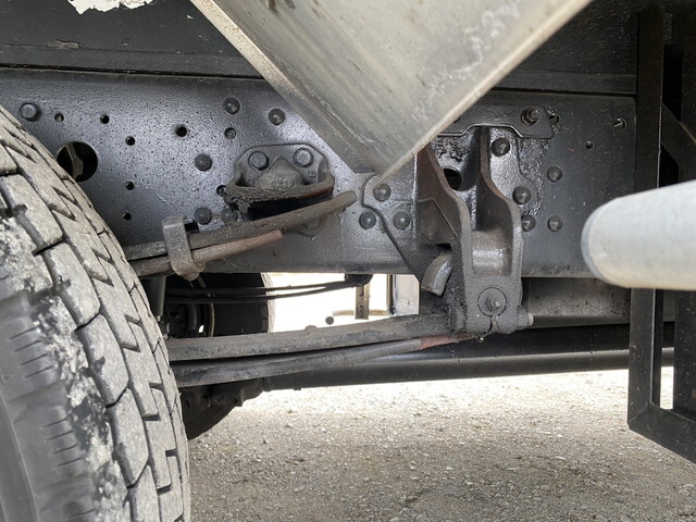 三菱ふそうファイター平ボディ中型（4t）[写真15]