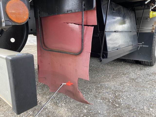 三菱ふそうファイター平ボディ中型（4t）[写真32]