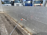 三菱ふそうファイター平ボディ中型（4t）[写真37]