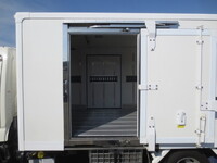 日野デュトロ冷凍車（冷蔵車）小型（2t・3t）[写真12]