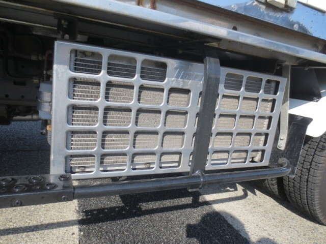 日野デュトロ冷凍車（冷蔵車）小型（2t・3t）[写真13]