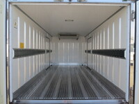 日野デュトロ冷凍車（冷蔵車）小型（2t・3t）[写真10]