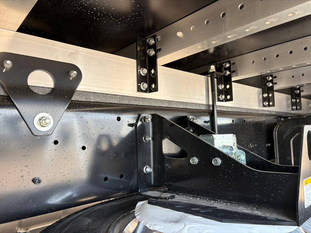 日野レンジャーアルミウイング中型（4t）[写真15]