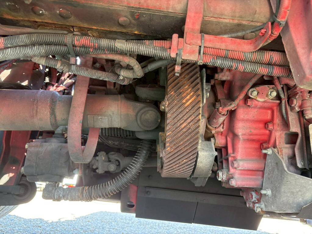 いすゞギガトレーラーヘッド（トラクターヘッド）大型（10t）[写真16]