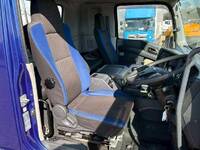 いすゞギガトレーラーヘッド（トラクターヘッド）大型（10t）[写真21]