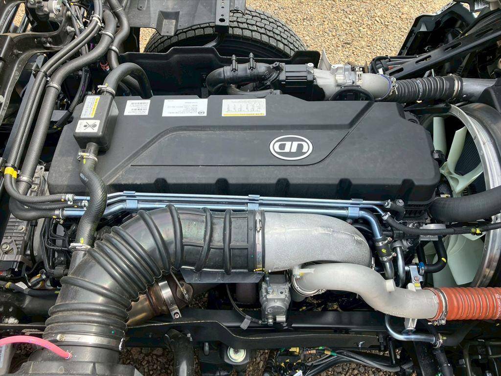 UDトラックスクオンコンテナ専用車大型（10t）[写真14]