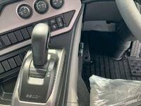 UDトラックスクオンコンテナ専用車大型（10t）[写真19]