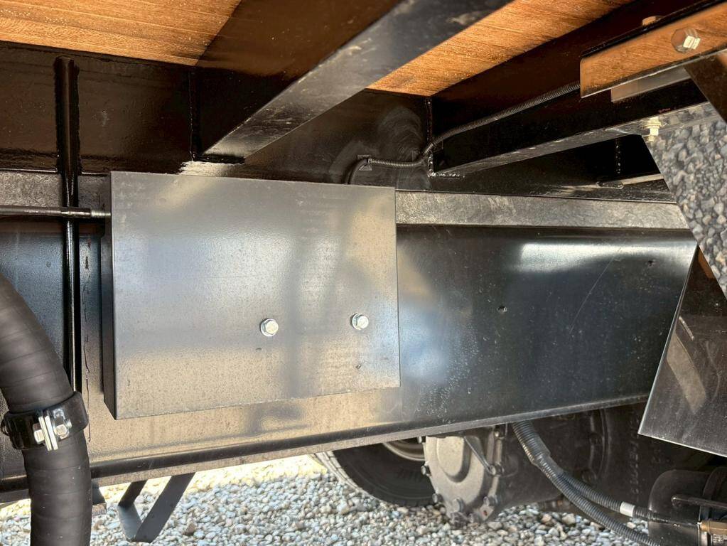 日野レンジャーセルフローダー増トン（6t・8t）[写真10]