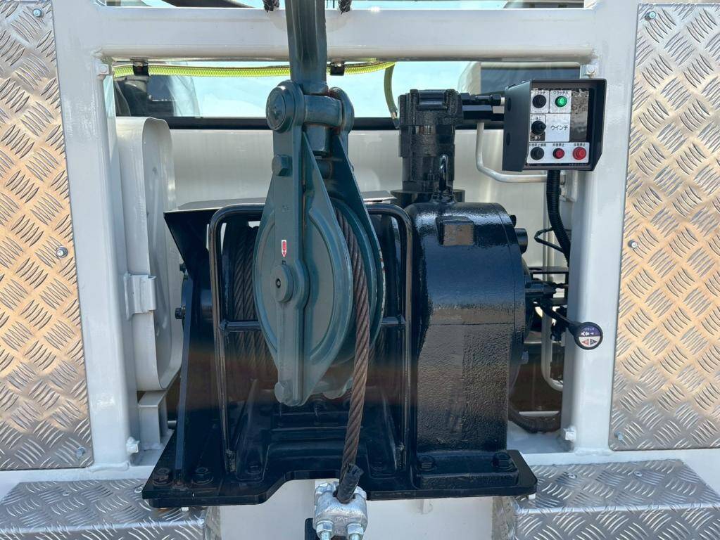 日野レンジャーセルフローダー増トン（6t・8t）[写真06]