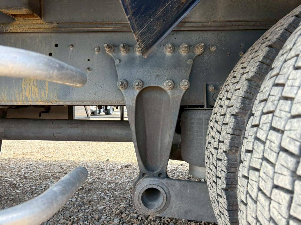 日野プロフィアアルミブロック大型（10t）[写真10]