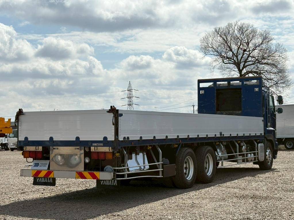 日野プロフィアアルミブロック大型（10t）[写真03]