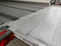 いすゞフォワード冷凍車（冷蔵車）中型（4t）[写真14]