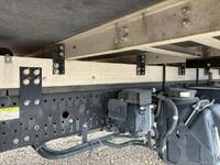 いすゞフォワード冷凍車（冷蔵車）中型（4t）[写真15]