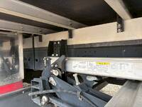 いすゞフォワード冷凍車（冷蔵車）中型（4t）[写真16]