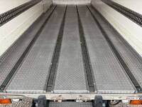 いすゞフォワード冷凍車（冷蔵車）中型（4t）[写真09]