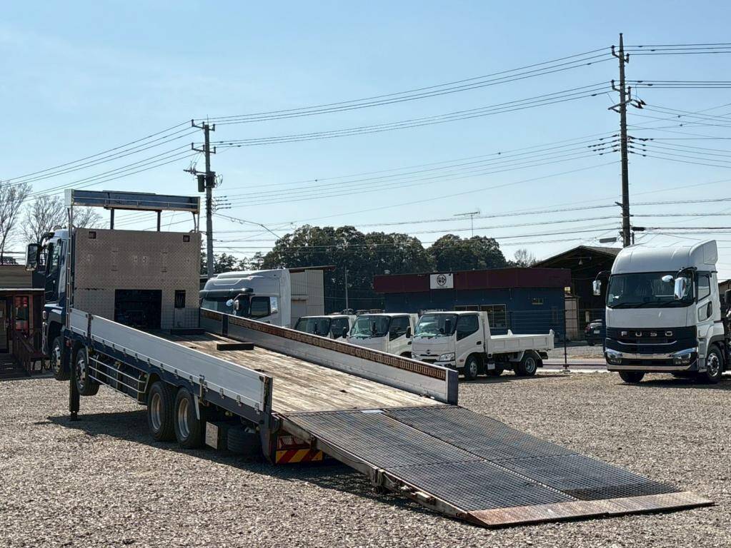 三菱ふそうスーパーグレートセルフローダー大型（10t）[写真10]