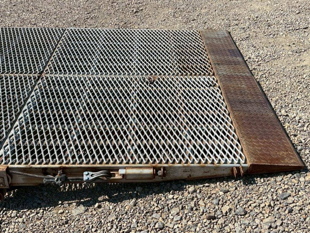 三菱ふそうスーパーグレートセルフローダー大型（10t）[写真11]