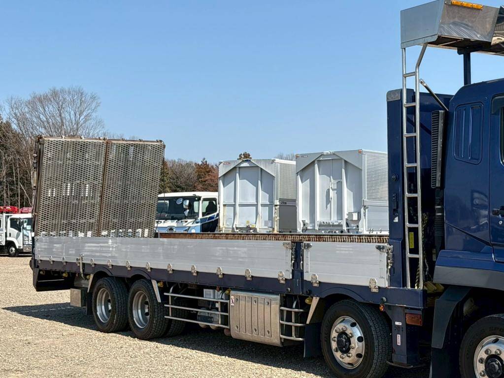 三菱ふそうスーパーグレートセルフローダー大型（10t）[写真04]