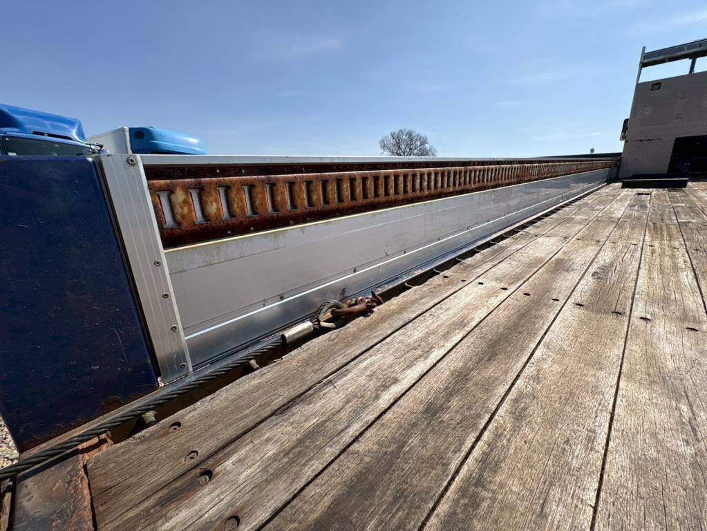 三菱ふそうスーパーグレートセルフローダー大型（10t）[写真08]