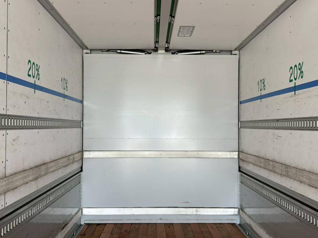 日野プロフィアアルミウイング大型（10t）[写真07]