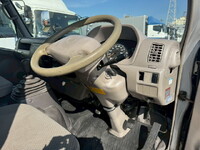 日野デュトロクレーン6段小型（2t・3t）[写真35]