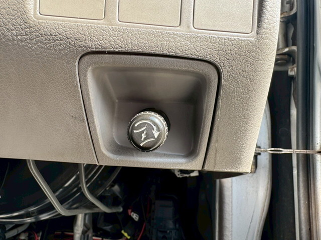 日野デュトロクレーン6段小型（2t・3t）[写真38]