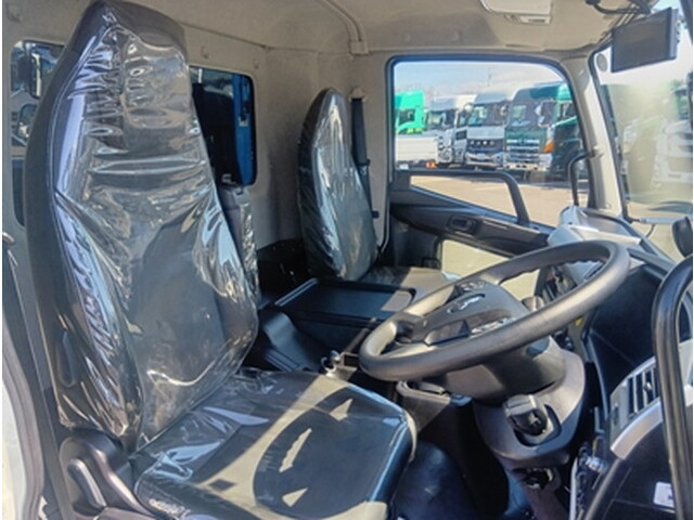 三菱ふそうファイターセルフクレーン5段増トン（6t・8t）[写真23]