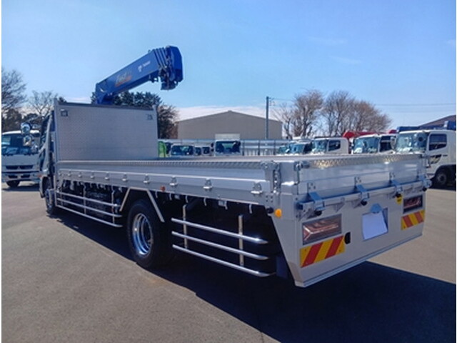 三菱ふそうファイターセルフクレーン5段増トン（6t・8t）[写真08]