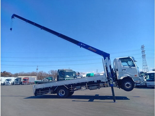 三菱ふそうファイターセルフクレーン5段増トン（6t・8t）[写真09]