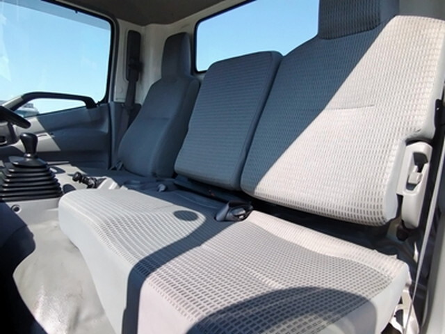 日野デュトロキャリアカー小型（2t・3t）[写真26]