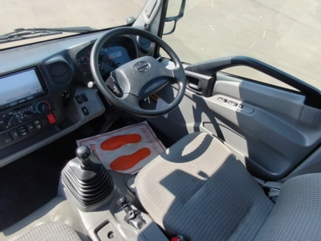 日野デュトロキャリアカー小型（2t・3t）[写真27]