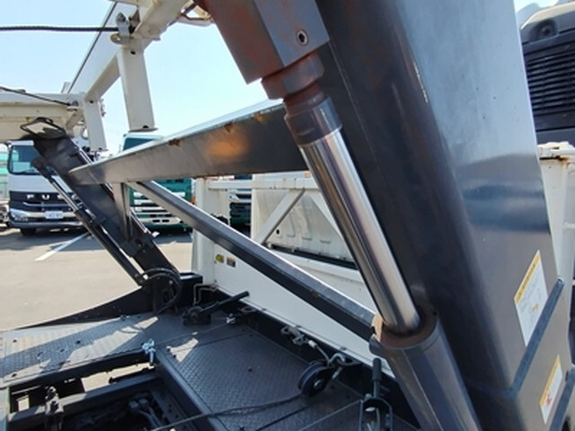 日野デュトロキャリアカー小型（2t・3t）[写真09]